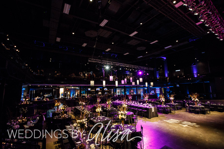 Black linens and high centerpieces at Pittsburgh wedding reception